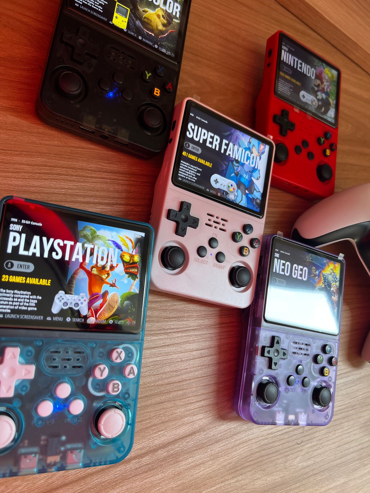 CONSOLA RETRO PORTATIL R36S (Negro)